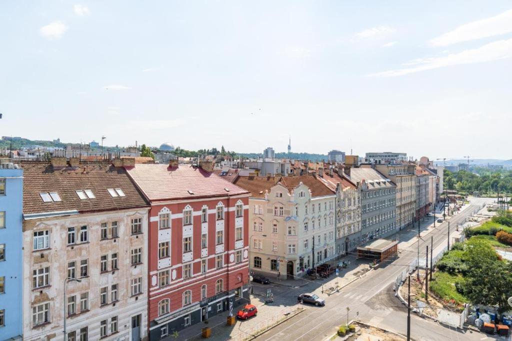 Brand New Studio Apartment #24 In Elite Residence With Free Secure Parking In The Center Прага Экстерьер фото